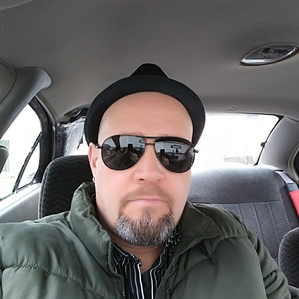 Meet your Posher, Edward